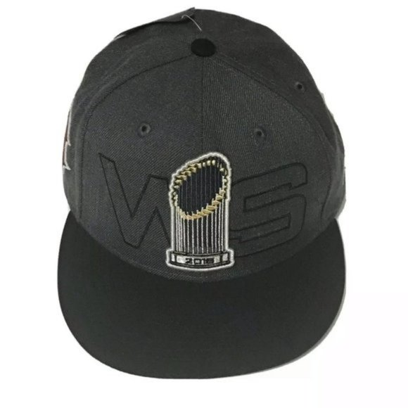 Boston Red Sox 2018 World Series Hat - Picture 2 of 5